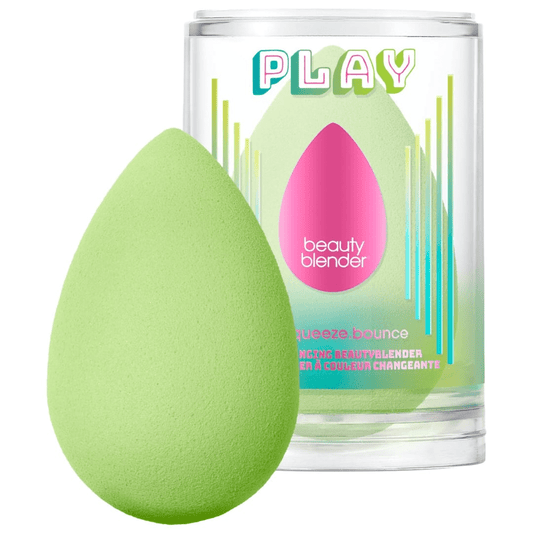 Beautyblender > Play Color Changing Makeup Sponge