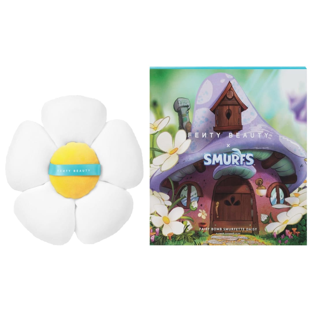 Fenty Beauty > Fairy Bomb Smurfette Daisy Puff